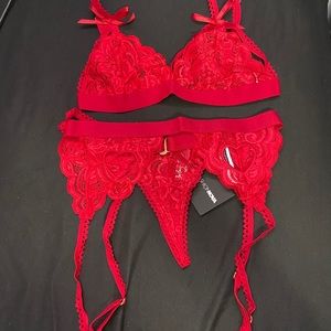 Fashion nova Body Language 3 Piece Garter Set